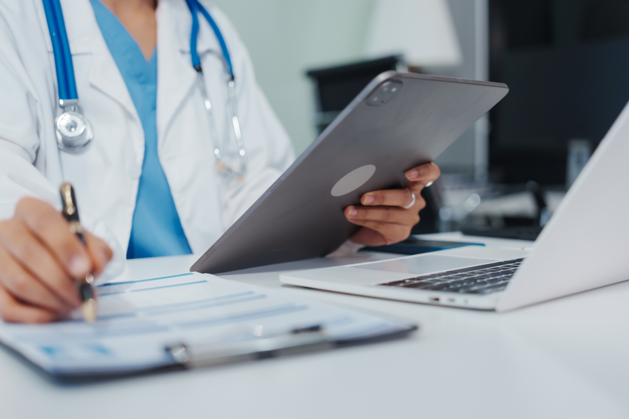 Post-Acute Providers Review a Chart